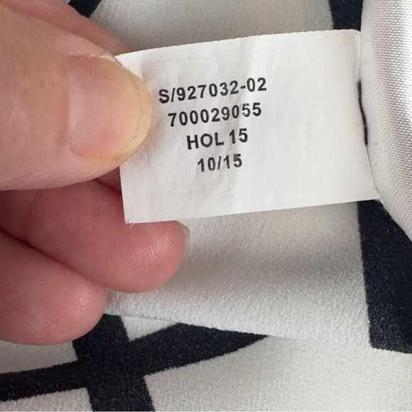 Banana Republic Windowpane Print Blouse - Size Small - EUC - Picture 8 of 9